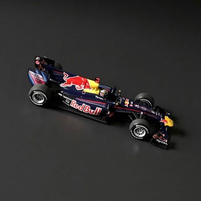 1/43 Red Bull RB6 2010 F1 Vettel #5 & Webber #6 2 Car Set PMA