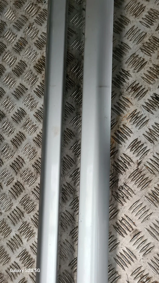 SUZUKI JIMNY 1998-2018 BARRAS DE TECHO RIELES CON TAPAS Foto 4 de 4