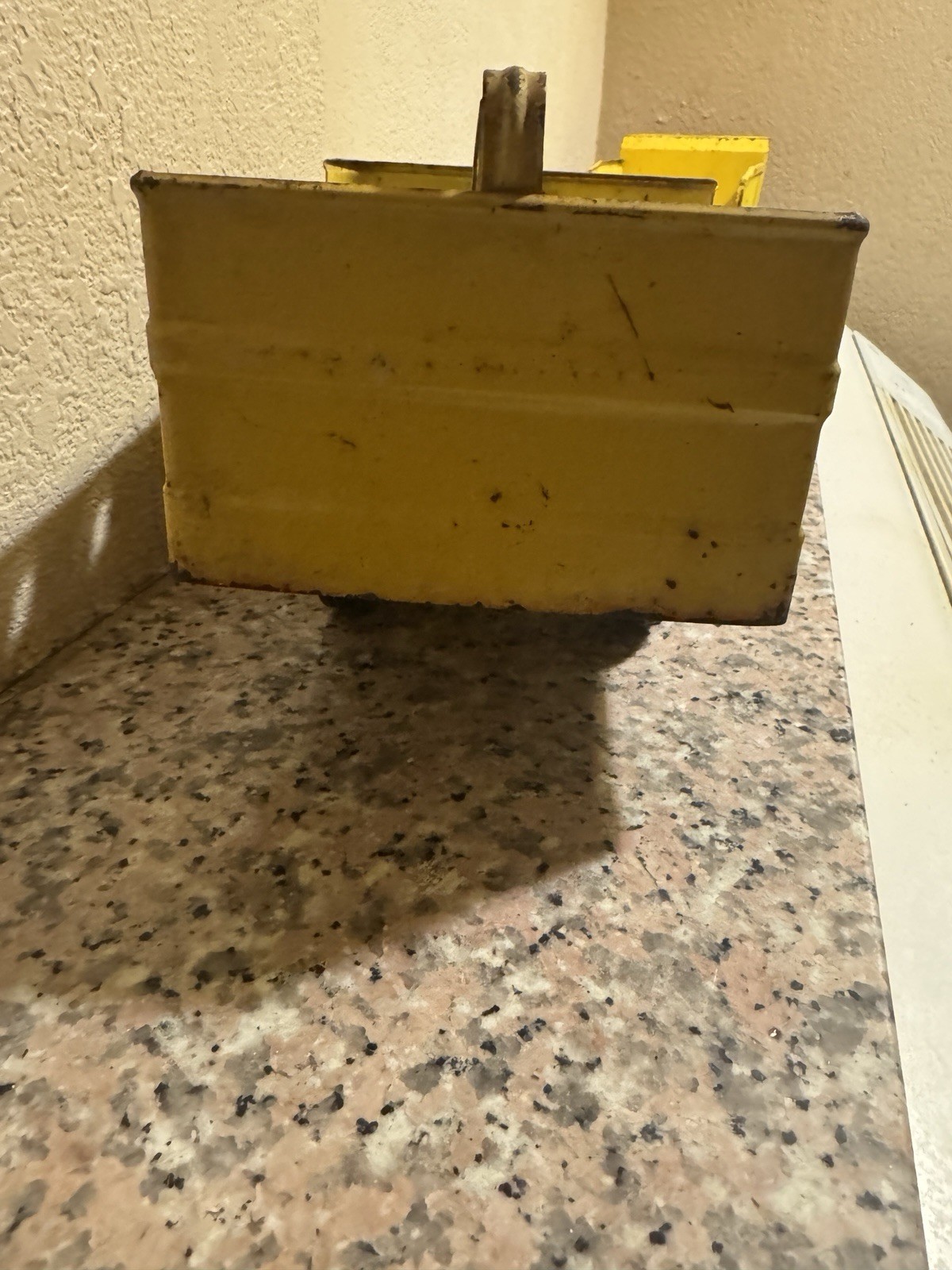 Picture 4 of 5