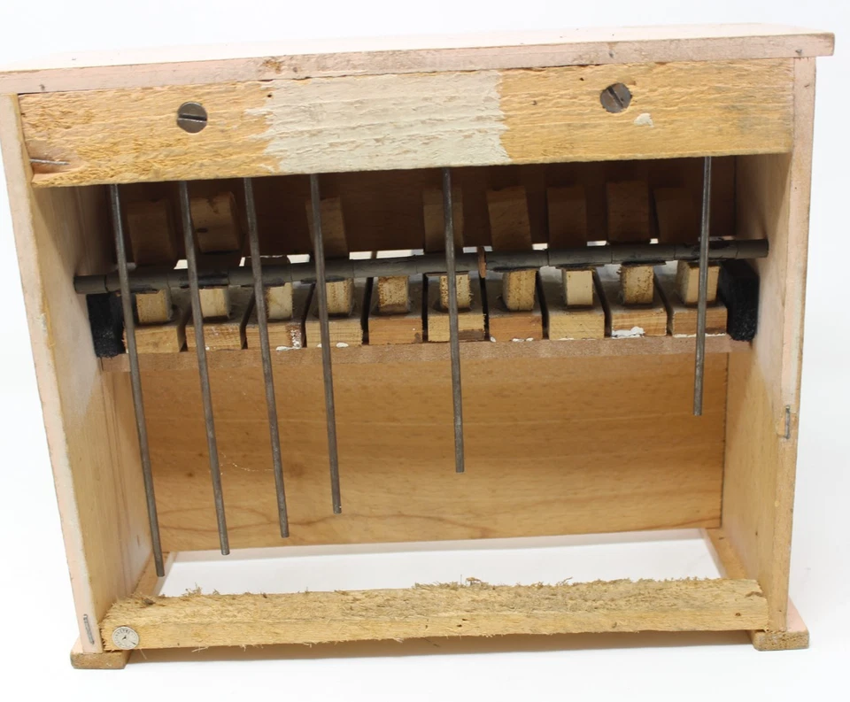 ANCIEN PIANO JOUET POUPEE - Photo 2/2