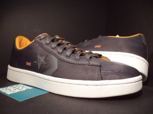 converse undefeated black