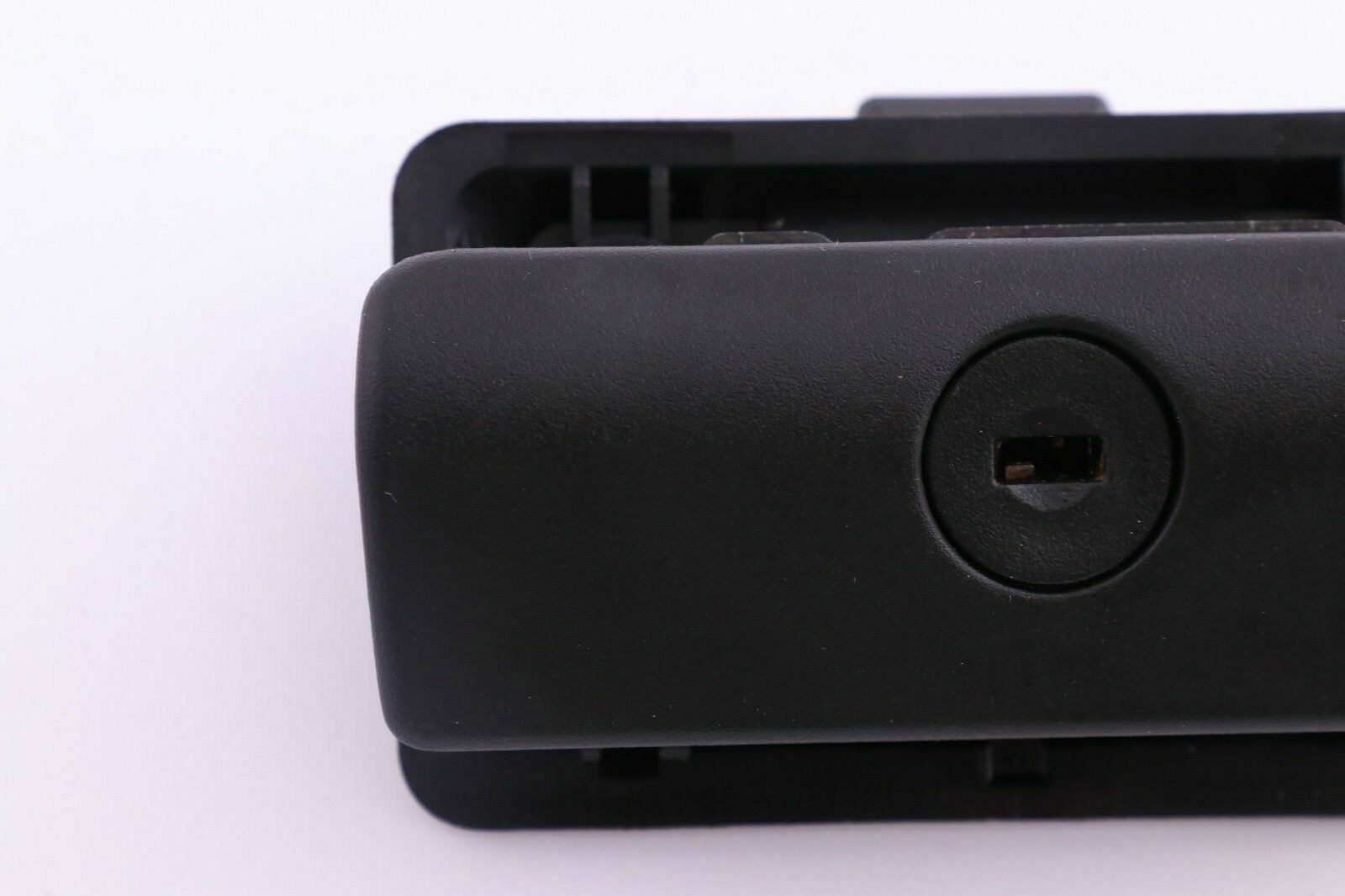 BMW 3 5 Series 2 E39 E46 Glove Box Glovebox Lock Handle Hook Catch eBay