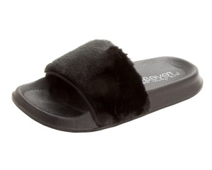 girls size 2 sliders