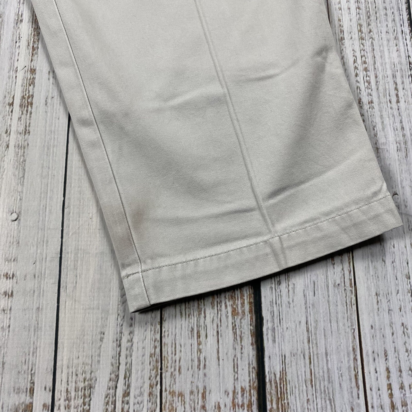 VTG CUTTER AND BUCK MENS STONE KHAKIS PLEATED SLACKS TROUSERS 38X34