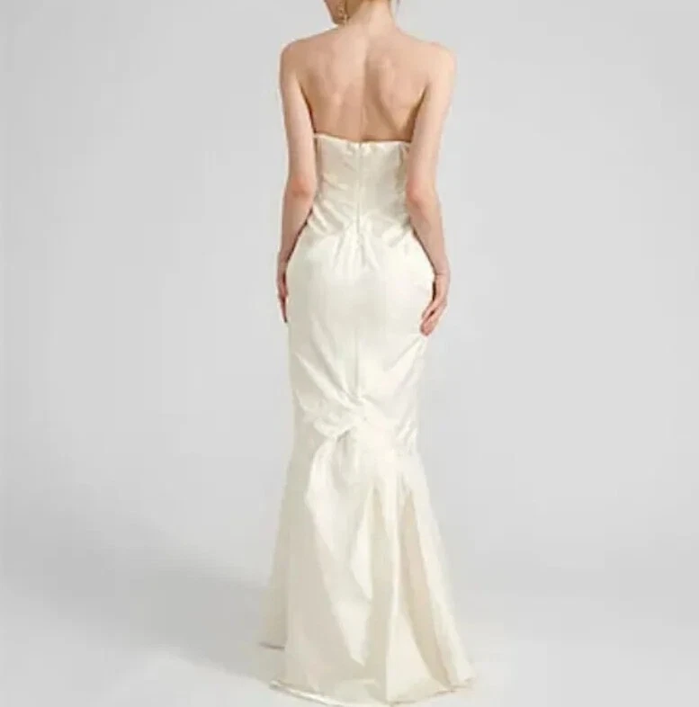 VESTIDO DE NOVIA NICOLE MILLER SEDA BORDADO FLORAL 12 Foto 2 de 4