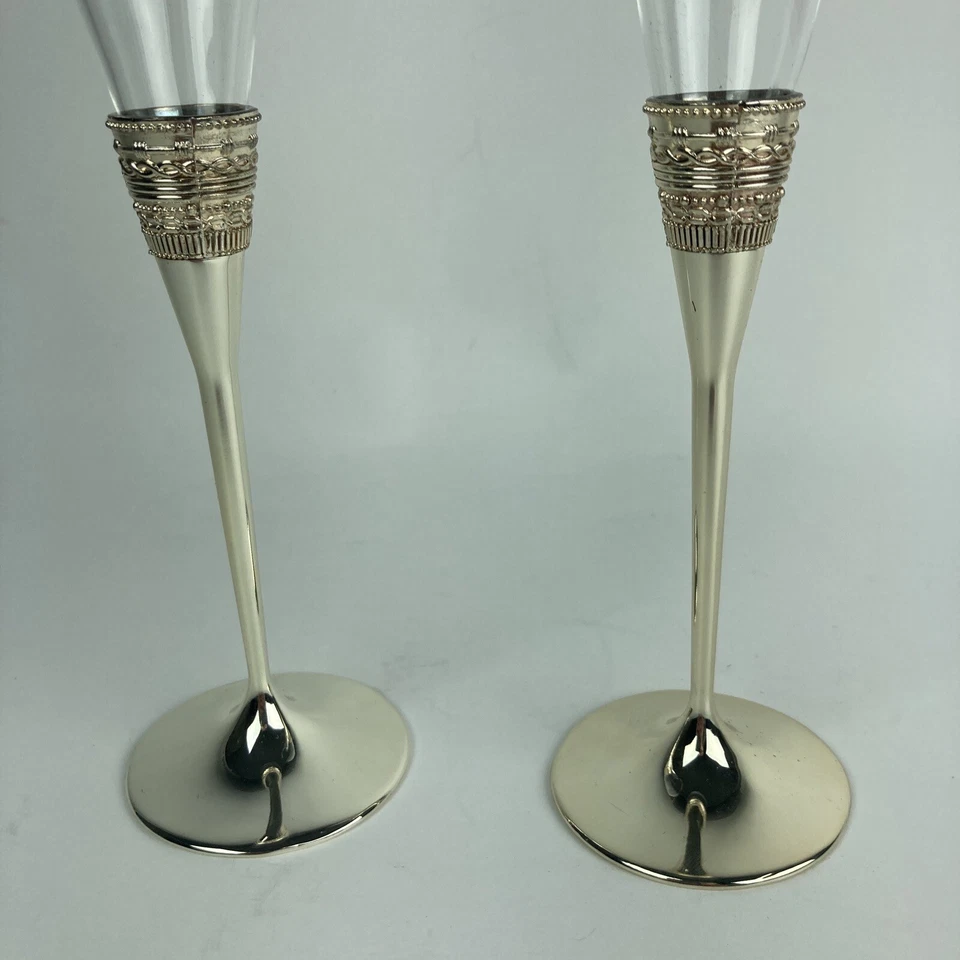 Juego de 2 flautas de champán Vera Wang Wedgwood con par de tostadas de amor Foto 3 de 4