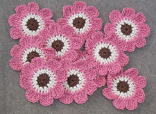 10 crochet applique flowers in brown ecru rose -- 2551