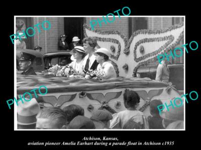 OLD 8x6 HISTORIC PHOTO OF ATCHISON KANSAS AMELIA EARHART IN TOWN PARADE c1935