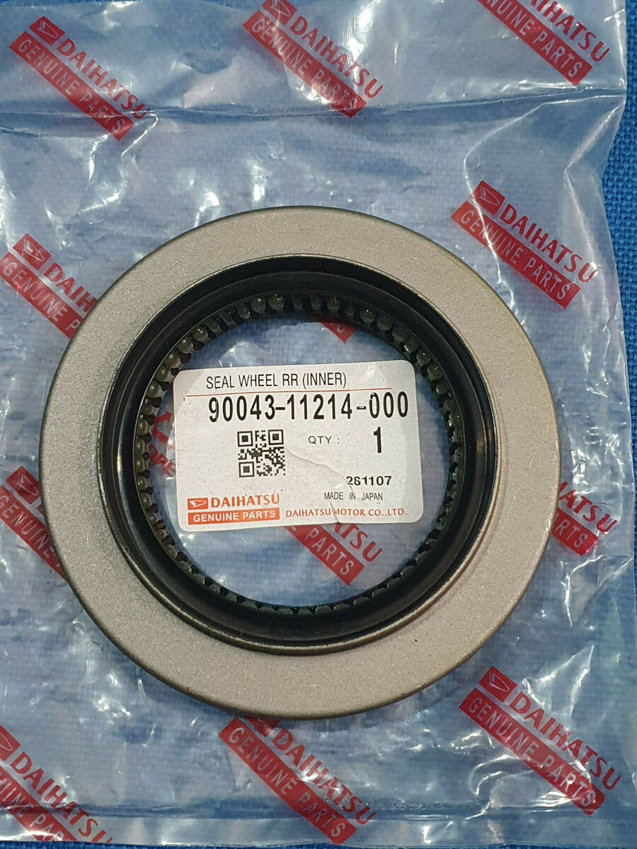 DAIHATSU TAFT FEROZA ROCKY FOURTRAK REAR AXLE SHAFT OIL SEAL DAIHATSU TAFT FEROZA ROCKY FOURTRAK REAR AXLE SHAFT OIL SEAL