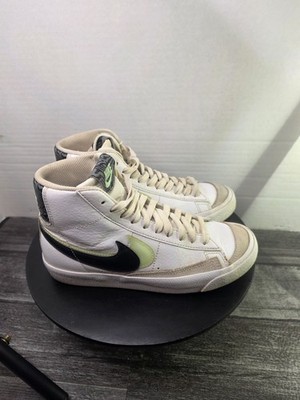 Size 4 (GS) - Nike Blazer Mid 77 SE Double Swoosh - White Vapor Green