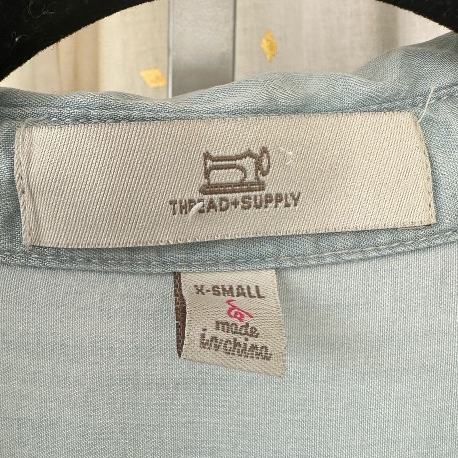 Thread + Supply Light Chambray Pullover Collar Ne… - image 4