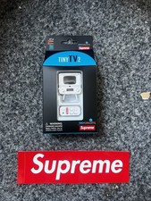 Supreme Tiny TV 2 Brandneu - Brandneu - Versiegelt - Schneller Versand!