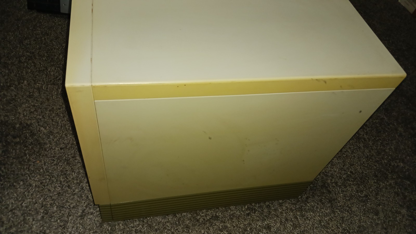 Packard Bell E153 Vintage Desktop Computer with Pentium Processor 