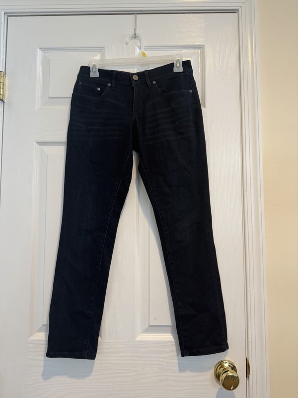 LL Bean Jeans Womens 4P Classic Fit Dark Wash Skinny Stretch Denim Pants Zip Fly