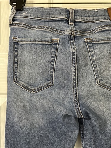 Level 99 Women’s Blue Jeans Sz. 4/27 Inseam 26.5” Rise 10” Waist 28” - Picture 11 of 22