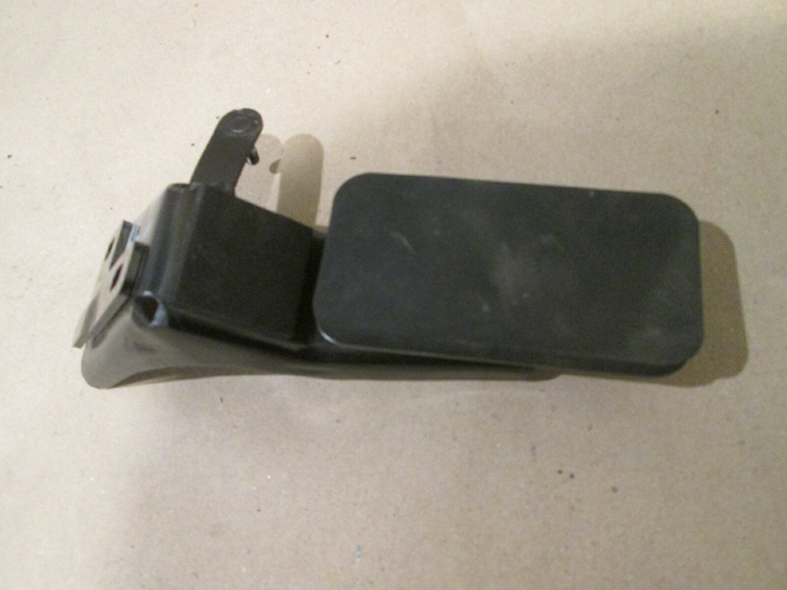 Ferrari  488  - LH Center Fuel Tank Retainer Bracket P/N 313508