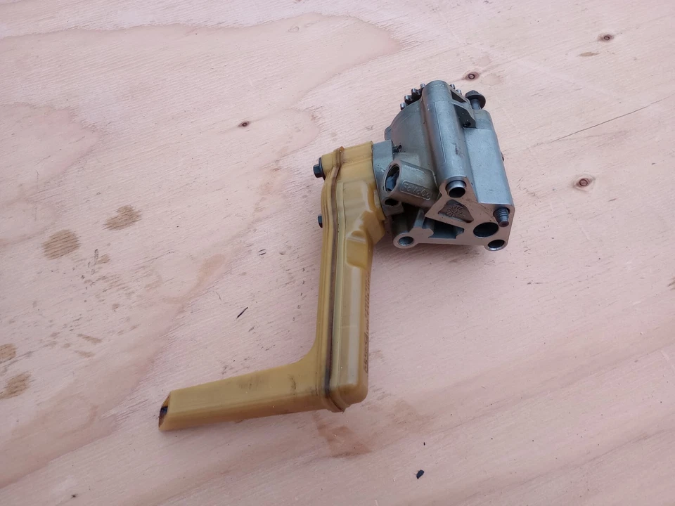 2012-2017 Ford Focus HB OEM 2.0L Engine Oil Pump Non Turbo - Image 2 of 4