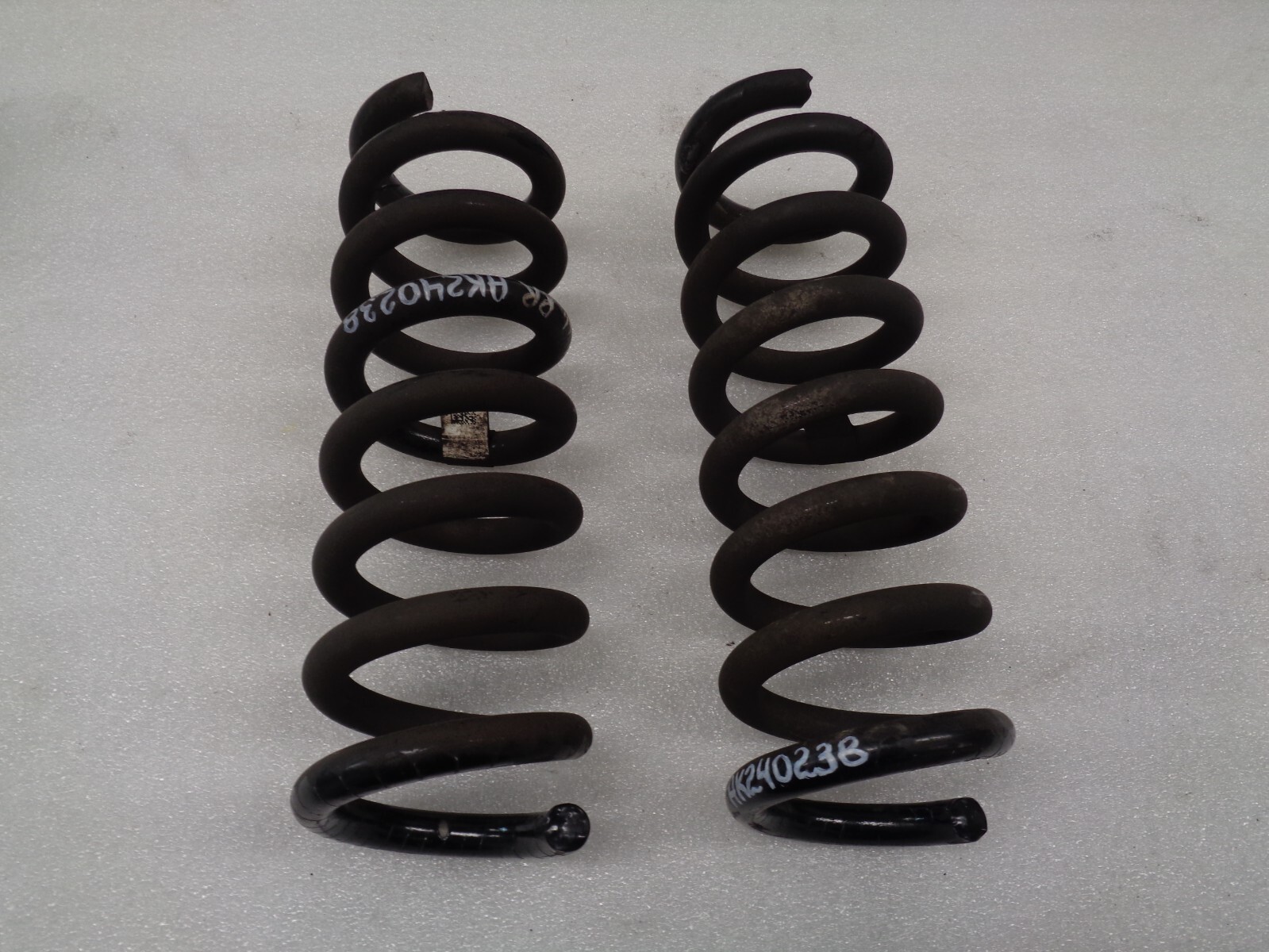 2014-2017 Maserati Ghibli Rear Left Right Coil Spring Absorber Set OEM AK240239