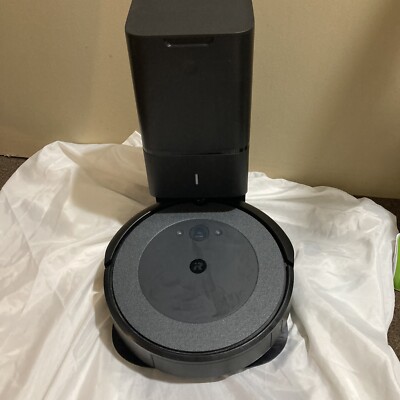 iRobot Roomba i3 EVO Self-Emptying Robot Vacuum Ideal for Pet Hair Carpets 