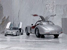 Cars mercedes benz 300slr mercedes Desk Mat Stitched