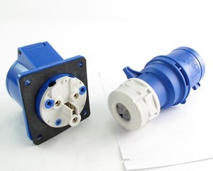 Предохранитель f1 6h 250v