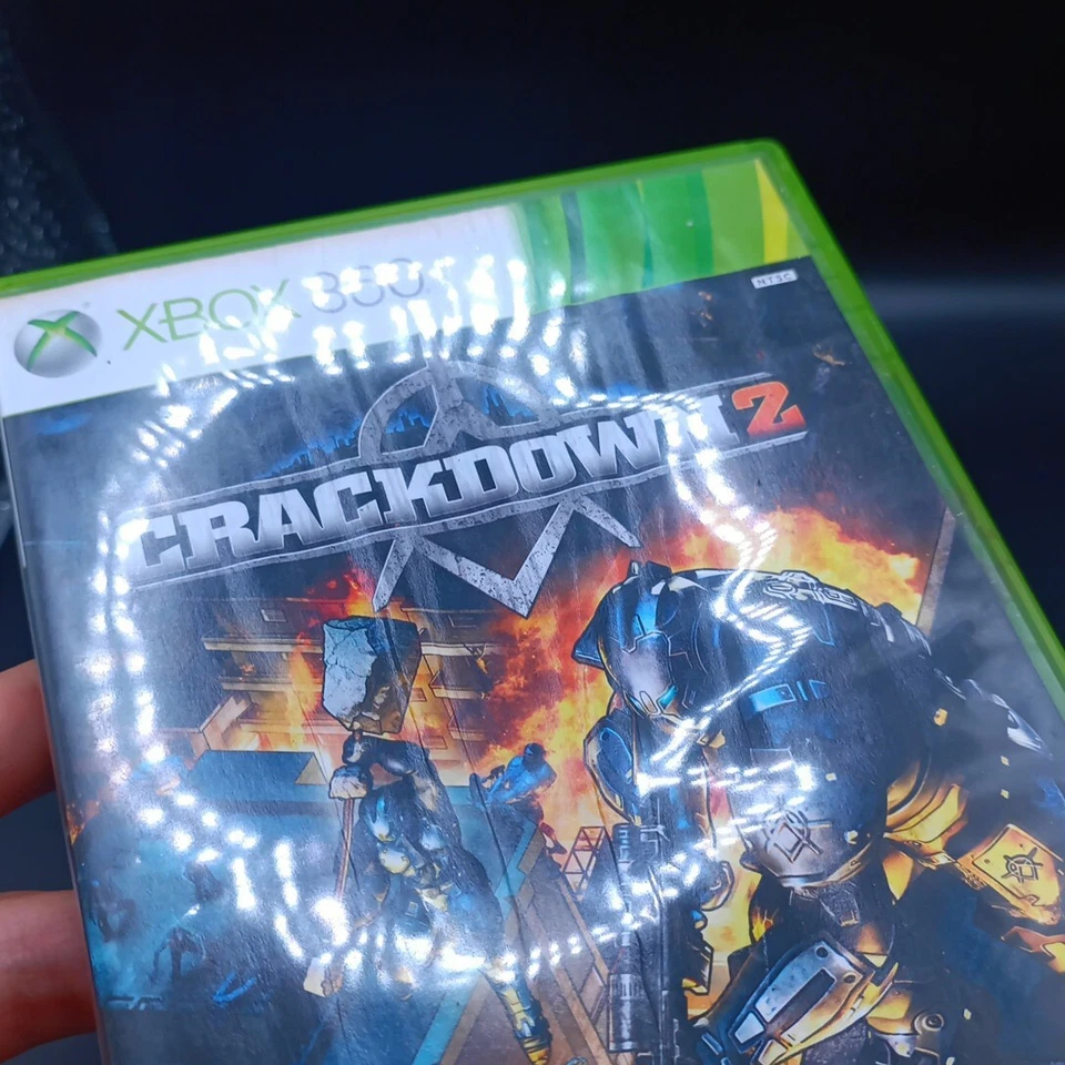 Crackdown 2 (Microsoft Xbox 360, 2010) CIB Complete *Water Damaged Cover Art* - Image 4 of 4