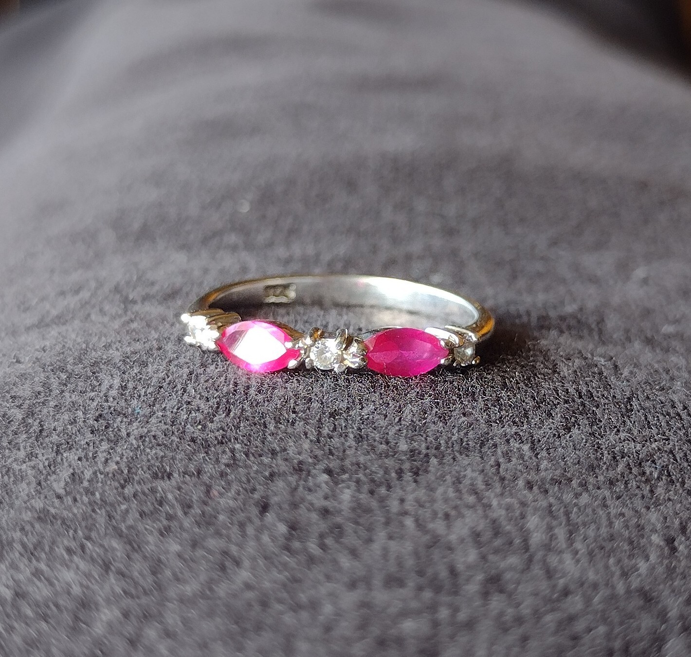 Sterling Silver Oval Ruby Ring Size 7.75 - image 2