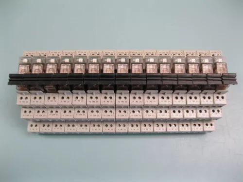 Lot (15) 24V Weidmuller PXS35 DIN Rail Socket Base w RCL314024 Relay E3