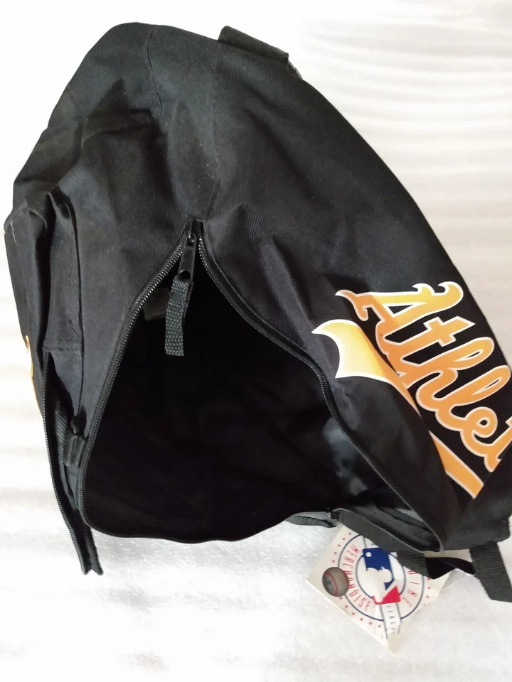 A's бейсбольная команда черный рюкзак 40L с белыми и золотыми буквами мягкие ремни - Изображение 2 из 4