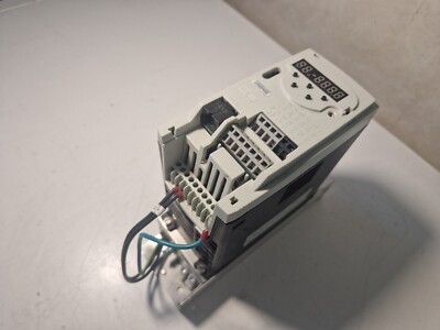 1x Emerson Control Techniques Commander SK Inverter SKA1200075