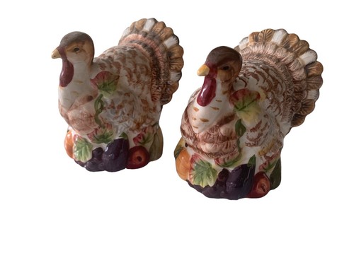 Thanksgiving Holiday Turkey Salt & Pepper Set 3" X 3" Multicolor Ceramic NWOT - Picture 2 of 9