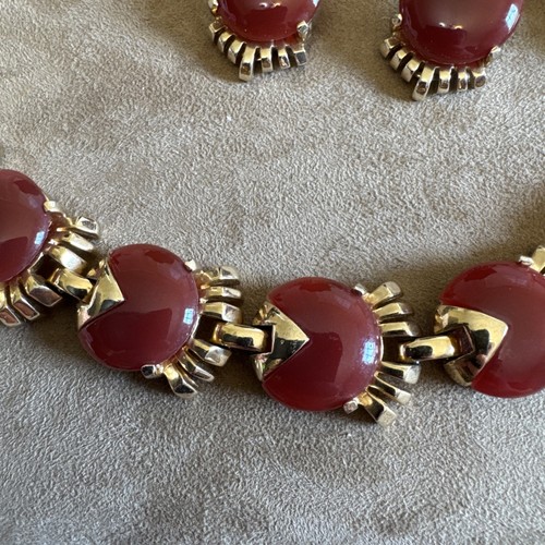Reja Vintage Parure Set Gold Tone Red Cabs Necklace Bracelet Earrings Rare - Picture 3 of 19