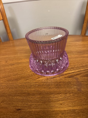 Bath & Body Works Pink Facted Glass 3 Wick Candle Pedestal - Picture 6 of 6
