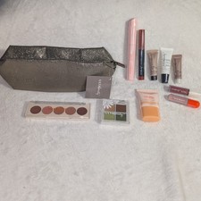 NEW ULTA BEAUTY COLLECTION 11p Makeup Cosmetic Gift Set Bag Valentine's Day Bday