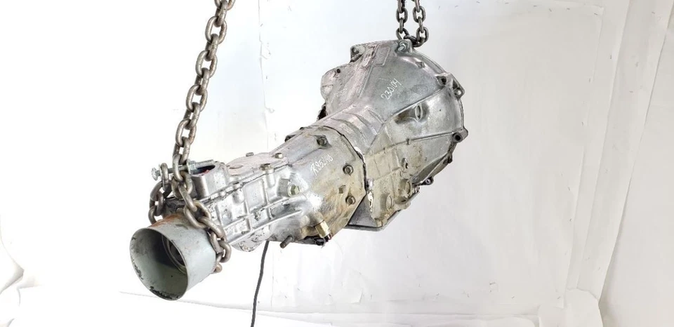 Transmission Assembly 2.4L MT 4x2 OEM 1993 1994 Mitsubishi Truck - Image 4 of 4