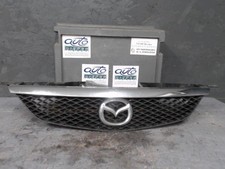 Calandre Mazda 323