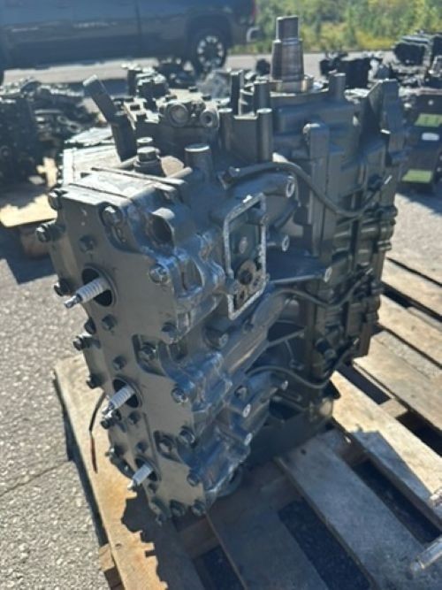 Freshwater Used OEM Yamaha 1993 225 HP 2-Stroke Outboard Powerhead # S5225TXRX