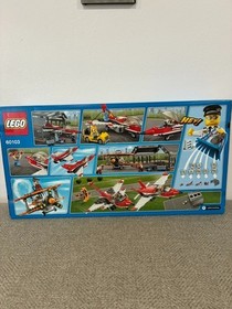 NEW FACTORY SEALED LEGO CITY AIRPORT SHOW 60103 670 PIECES RETIRED