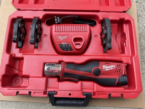 Milwaukee 2473-22 M12 FORCE LOGIC Press Tool Kit with 3 Jaws 1/2", 3/4", & 1"