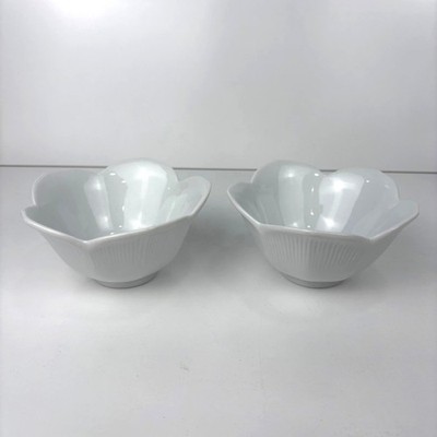 White Pier 1 Lotus Scalloped Porcelain Bowls Set Of 2 Tulip 4 1/2 