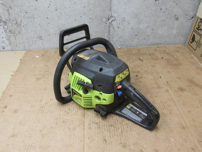 Poulan P3314 Chainsaw for parts