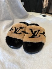 Louis Vuitton, Pool Pillow Mules In Brown Mink Fur With Black Monogrammed Logo