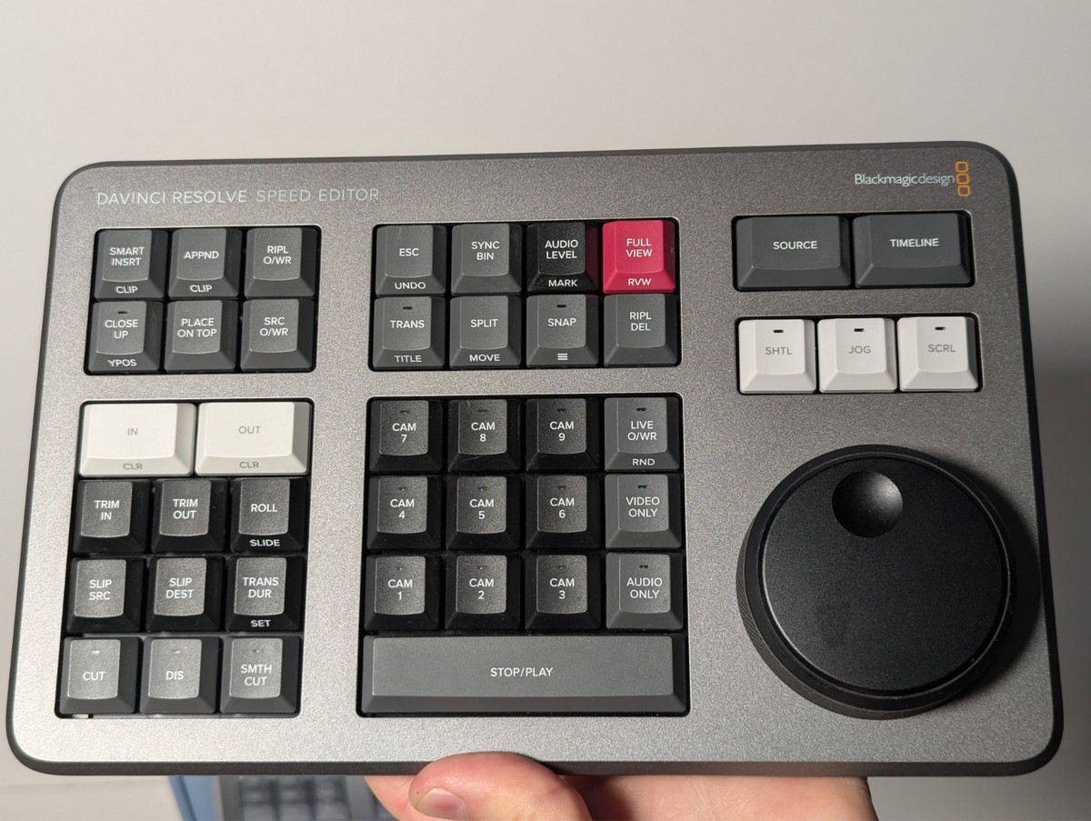 Blackmagic Design DaVinci Resolve Speed Editor Keyboard - No