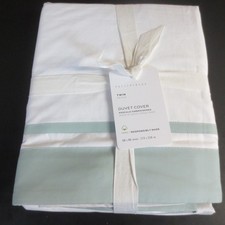 POTTERY BARN DUVET COVER - 68" X 86" - TWIN SIZE - WHITE/GREEN