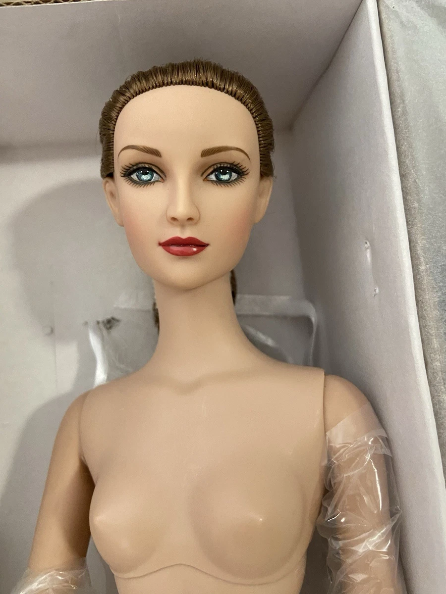 Tonner Tyler Wentworth Collection Dolls & Doll Playsets for sale