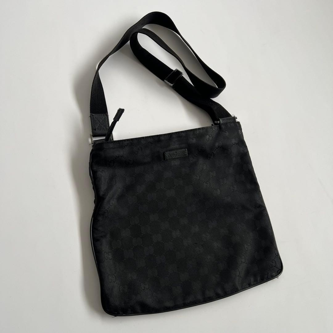 Authentic GUCCI GG Pattern Canvas One Shoulder Bag - image 3