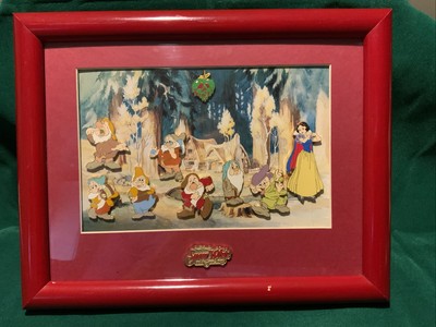 Disney Pins Snow White and the Seven Dwarfs LE 500 Pin Set Framed Rare 2000