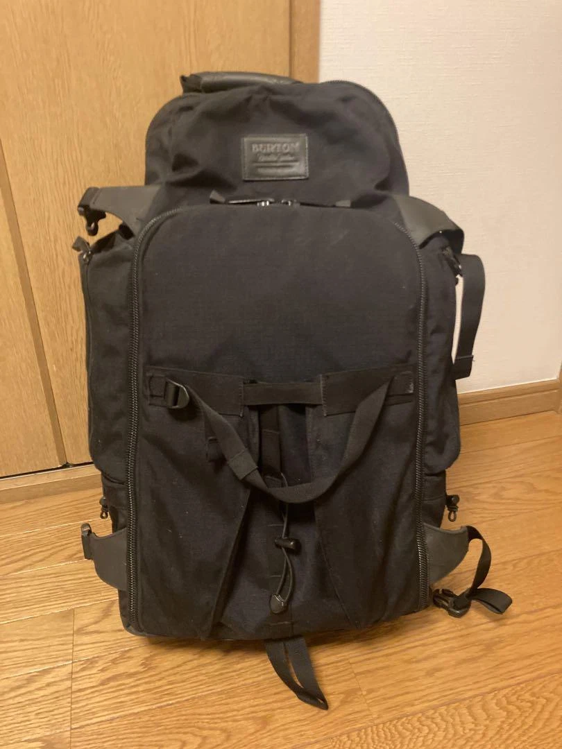 Burton camera clearance bag