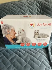 New Ageless Innovation Joy For All Companion Pets Silver Cat w/White Mitts A7594