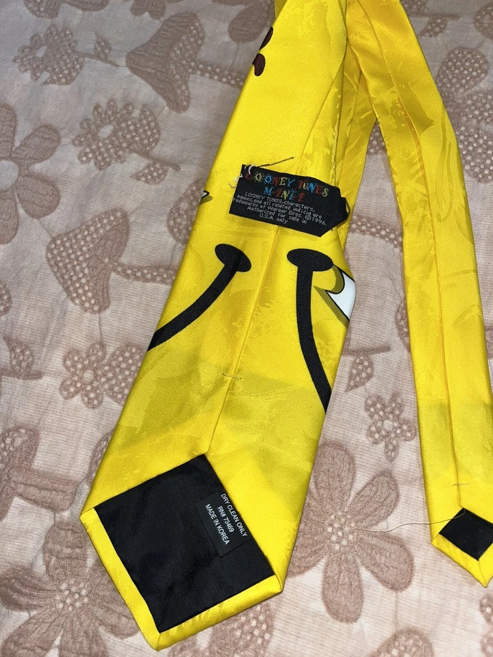 Corbata TAZ 1996 CORBATA LOONEY TUNES MANIA WARNER BROS. AMARILLA NEGRA Foto 2 de 3